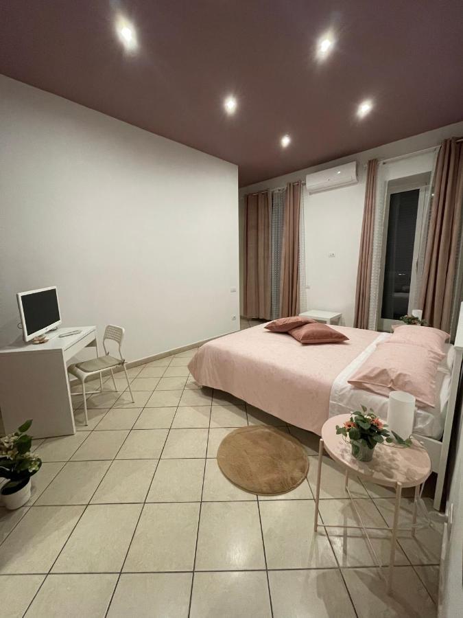 Napule E ... Hotel Napoli Ngoại thất bức ảnh