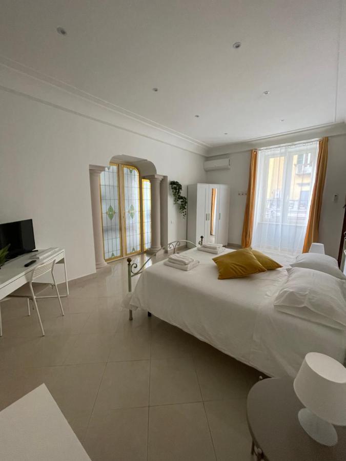 Napule E ... Hotel Napoli Ngoại thất bức ảnh