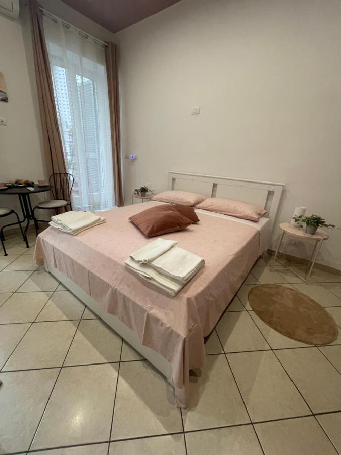 Napule E ... Hotel Napoli Ngoại thất bức ảnh