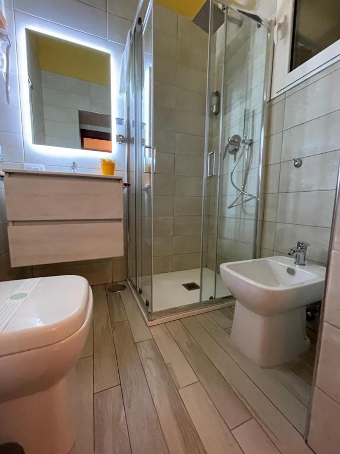 Napule E ... Hotel Napoli Ngoại thất bức ảnh