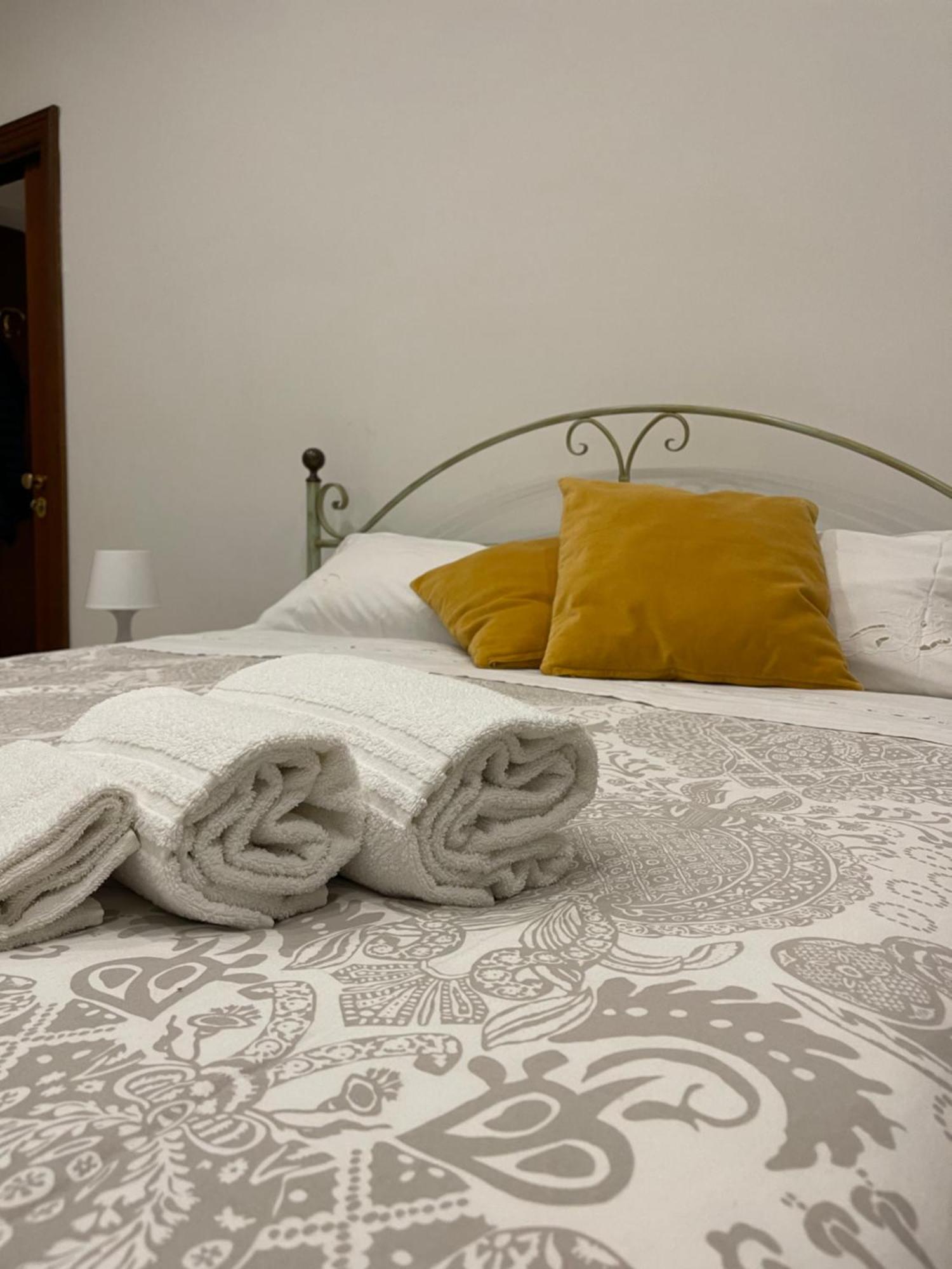 Napule E ... Hotel Napoli Ngoại thất bức ảnh