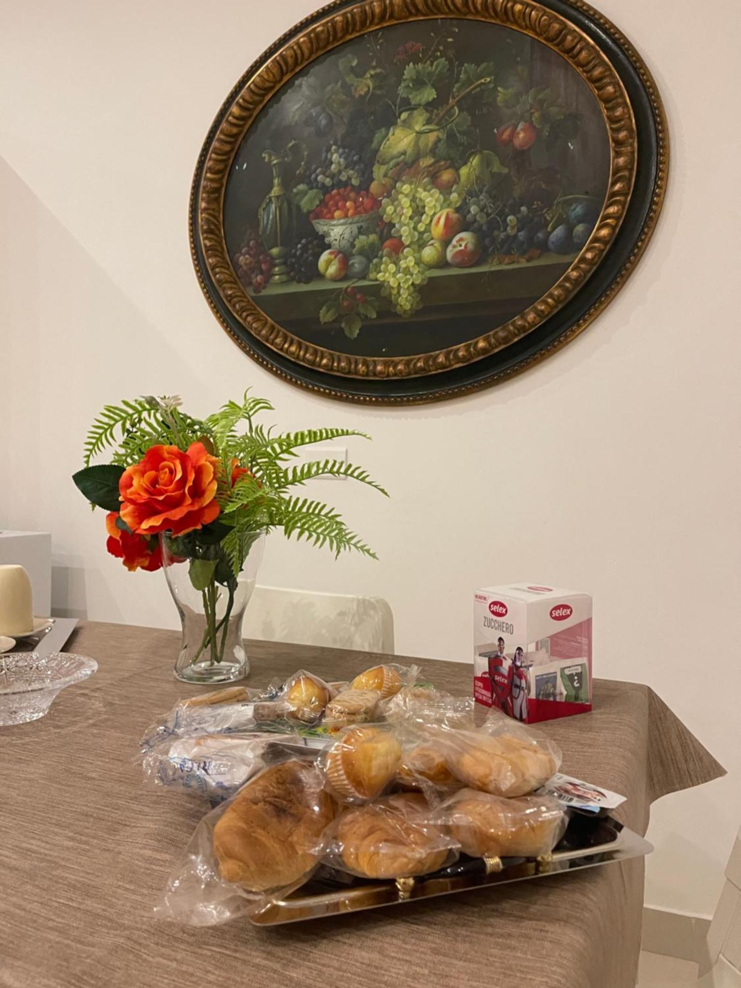 Napule E ... Hotel Napoli Ngoại thất bức ảnh